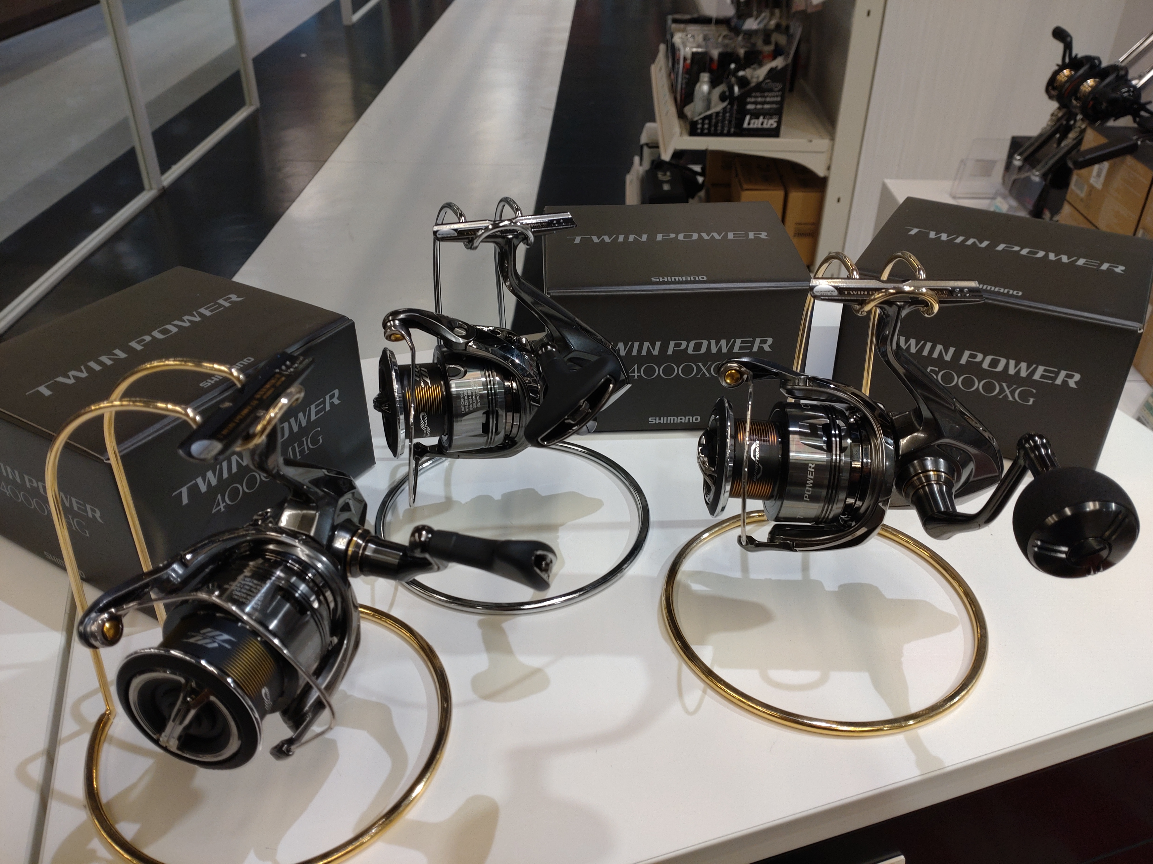『NEWツインパワー』再入荷！！｜AZem アゼム｜北海道札幌市発寒のショッピングモール（釣り・アウトドア・ペット・イタリアン）